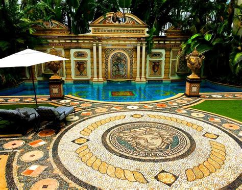 villa versace interno|where is versace mansion.